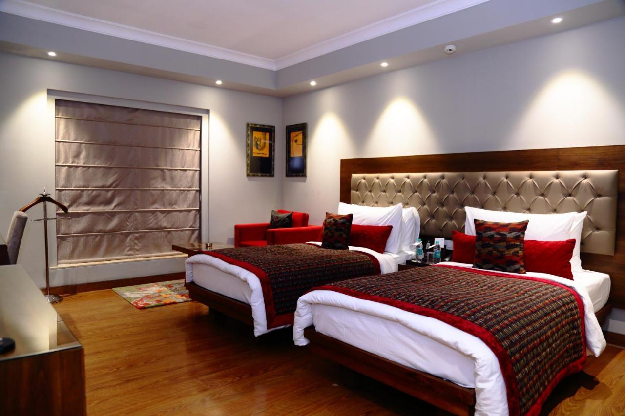 Fortune Sector 27, Noida - Member Itc Hotels' Group Zewnętrze zdjęcie
