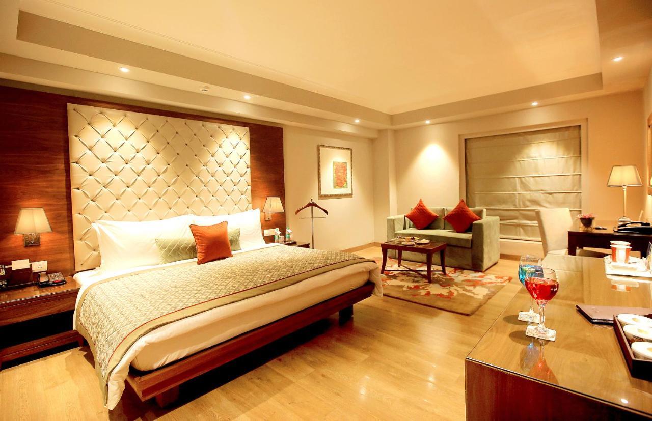 Fortune Sector 27, Noida - Member Itc Hotels' Group Zewnętrze zdjęcie