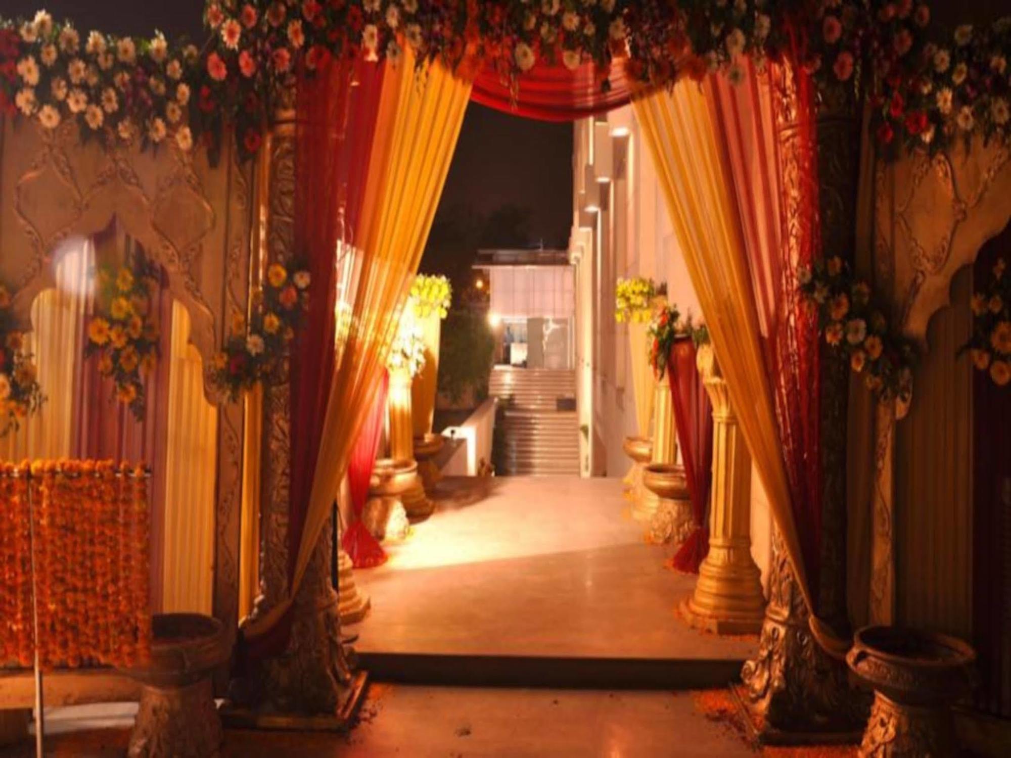 Fortune Sector 27, Noida - Member Itc Hotels' Group Zewnętrze zdjęcie