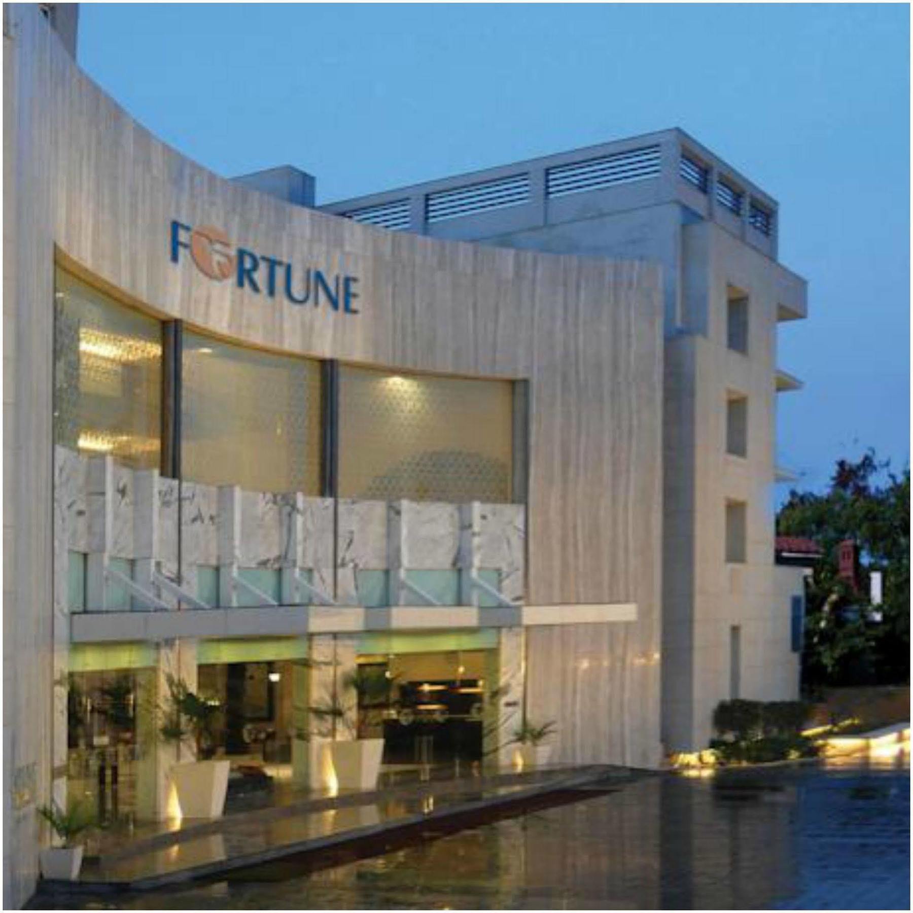 Fortune Sector 27, Noida - Member Itc Hotels' Group Zewnętrze zdjęcie